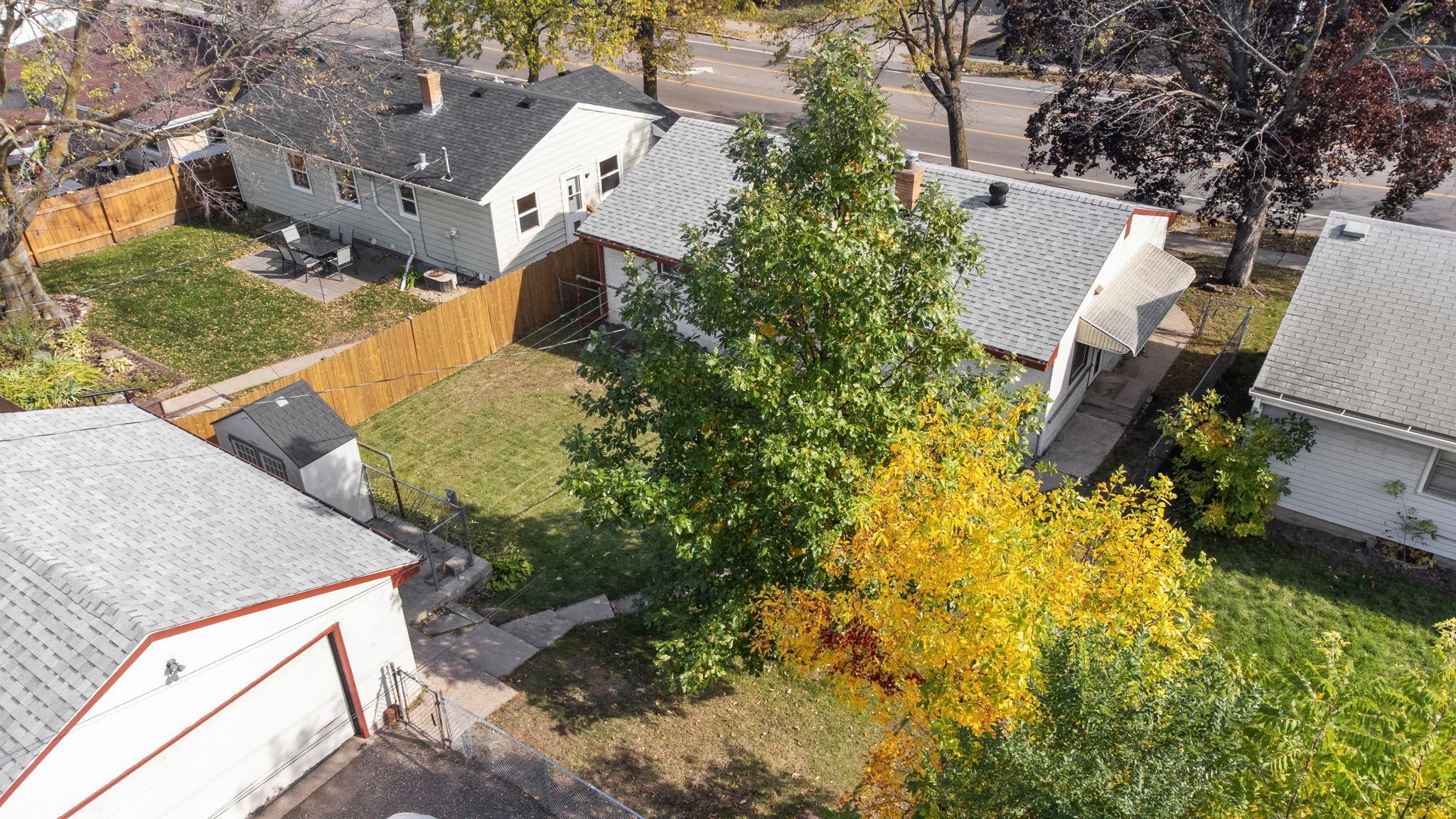 60-web-or-mls-1097 Dale St N-227.jpg