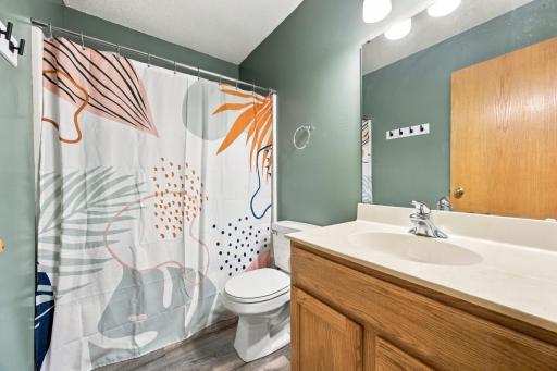 1656 6 Street W, West Fargo, ND 58078