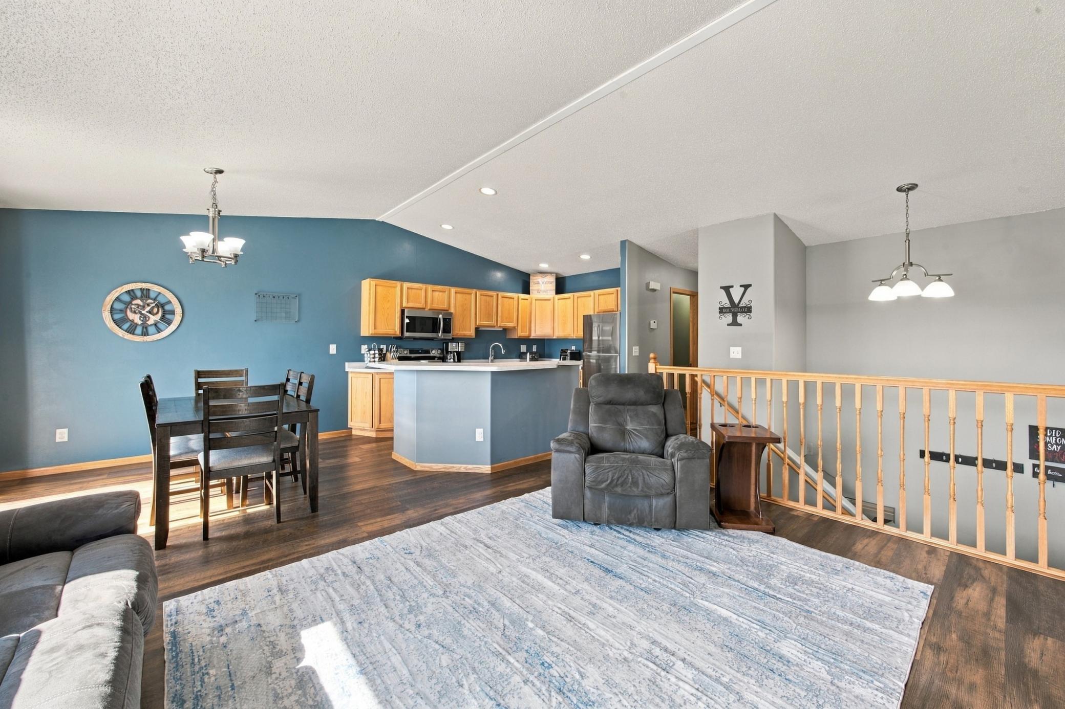 Living/Kitchen