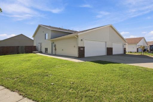 1656 6 Street W, West Fargo, ND 58078