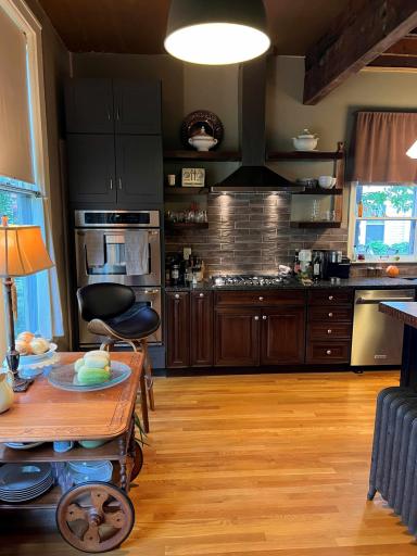 Huge remodeled Kitchen is perfect for entertaining