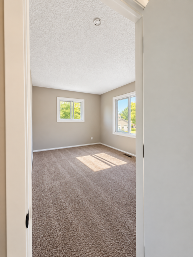 2933 69th Lane N, Brooklyn Center, MN 55430