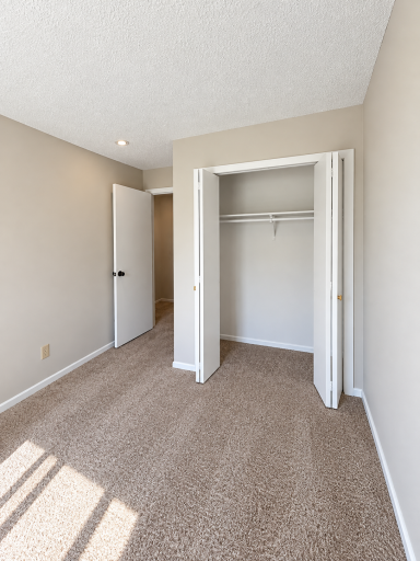 2933 69th Lane N, Brooklyn Center, MN 55430