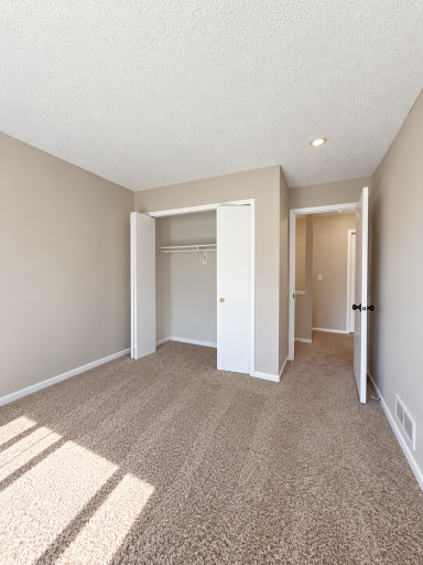 2933 69th Lane N, Brooklyn Center, MN 55430