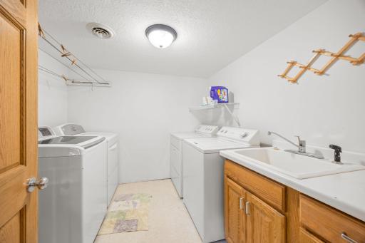 145 Airport Road, Hutchinson, MN 55350