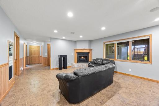145 Airport Road, Hutchinson, MN 55350
