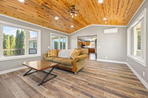 145 Airport Road, Hutchinson, MN 55350
