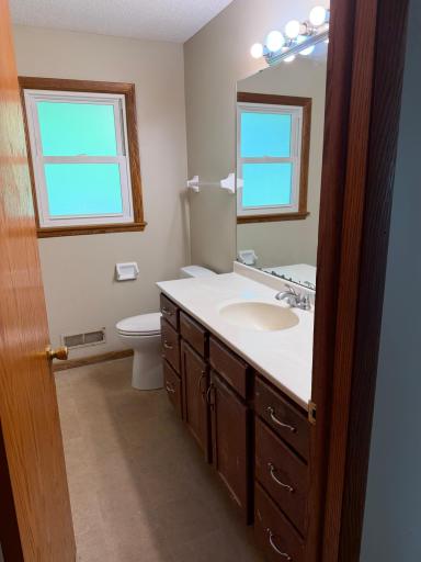 10142 99th Place N, Maple Grove, MN 55369