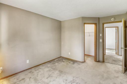 770 49th Street S, Fargo, ND 58103