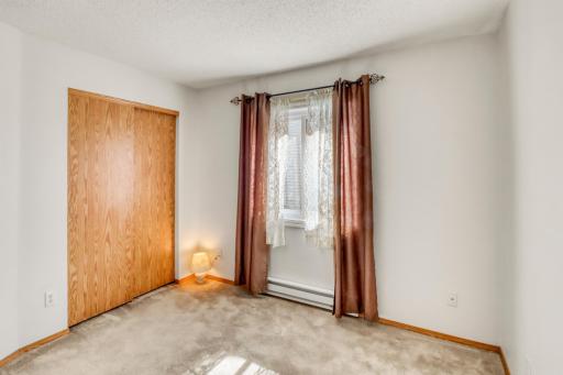 770 49th Street S, Fargo, ND 58103