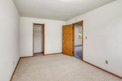 770 49th Street S, Fargo, ND 58103