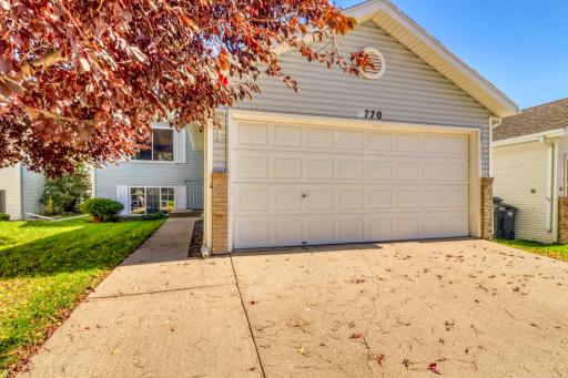 770 49th Street S, Fargo, ND 58103
