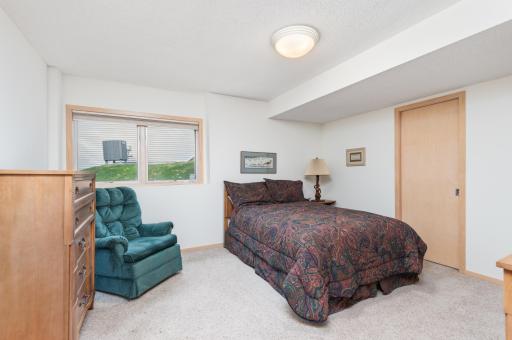 19580 Waterford Court, Excelsior, MN 55331