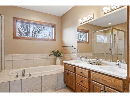 2631 Hawk Hill Lane SW, Rochester, MN 55902