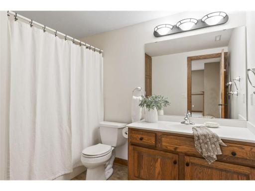 2631 Hawk Hill Lane SW, Rochester, MN 55902