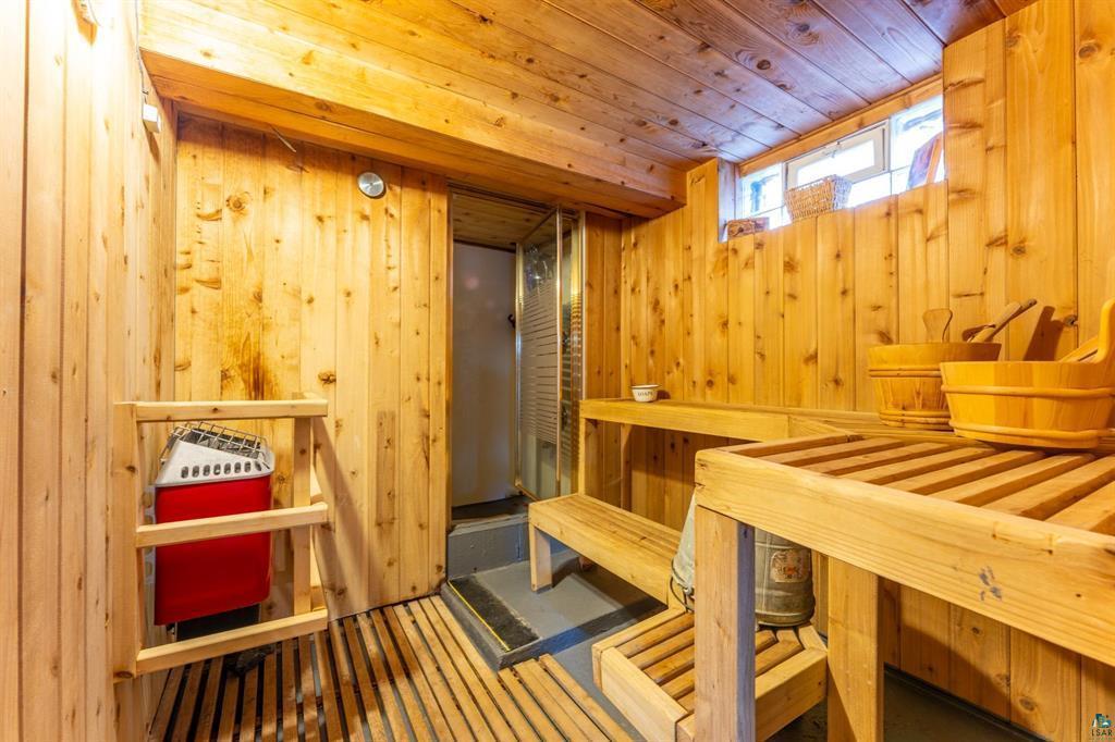 Sauna with Shower