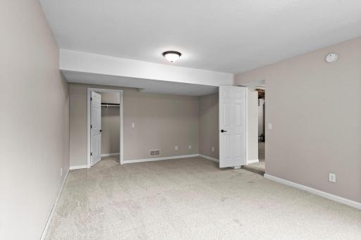 1435 56th Street E, Inver Grove Heights, MN 55077