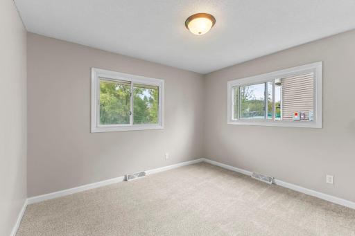 1435 56th Street E, Inver Grove Heights, MN 55077