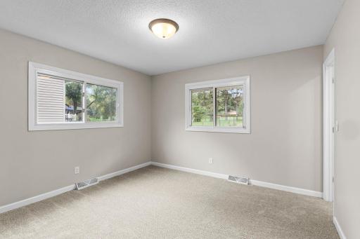 1435 56th Street E, Inver Grove Heights, MN 55077