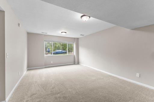 1435 56th Street E, Inver Grove Heights, MN 55077