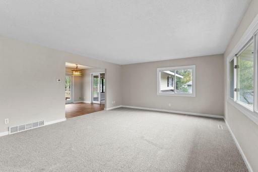 1435 56th Street E, Inver Grove Heights, MN 55077