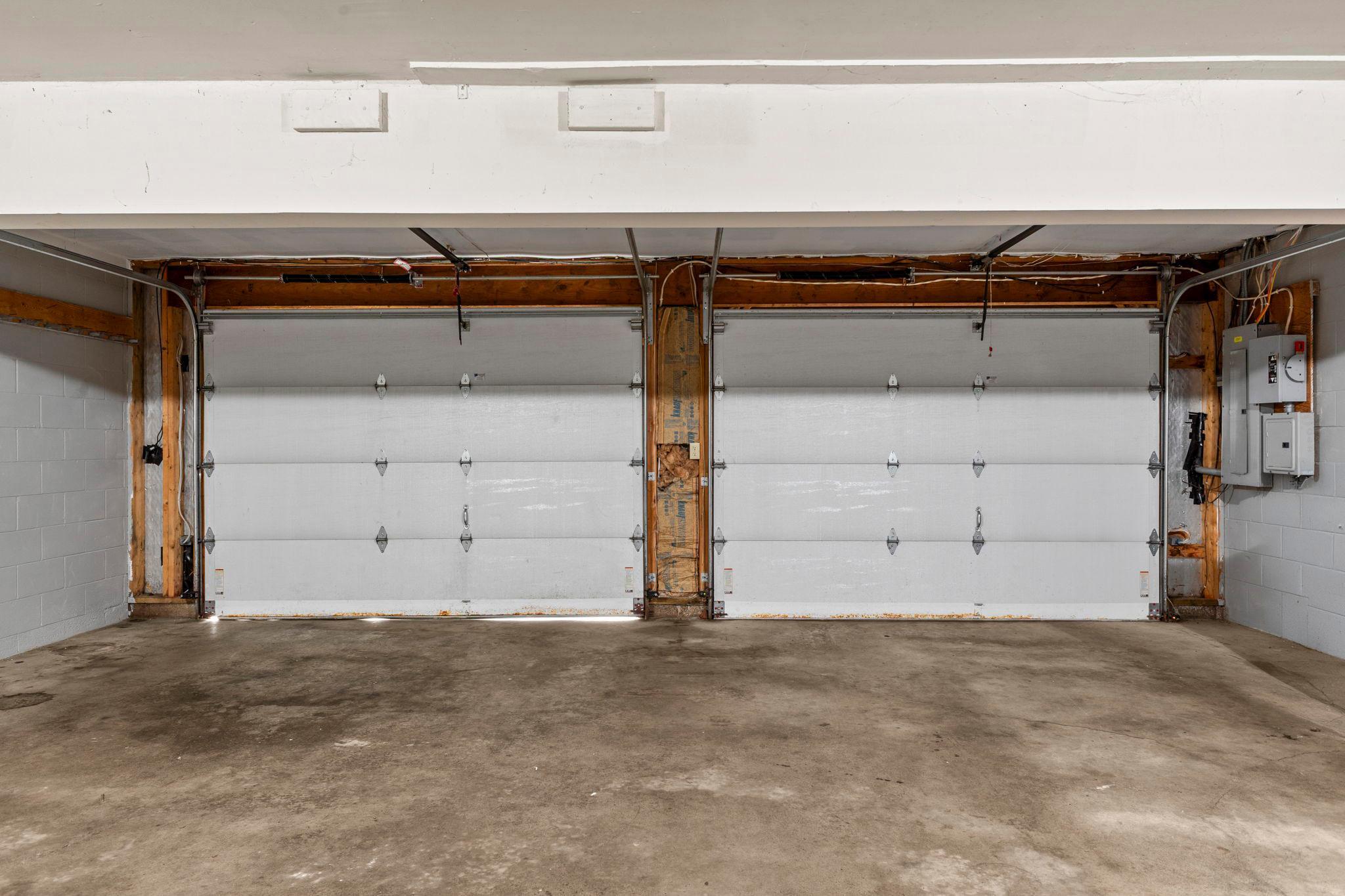 77-web-or-mls-1435 56th St E-2.jpg