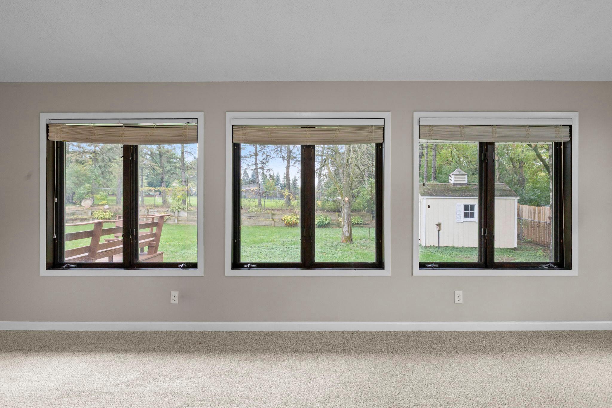 30-web-or-mls-1435 56th St E-162.jpg