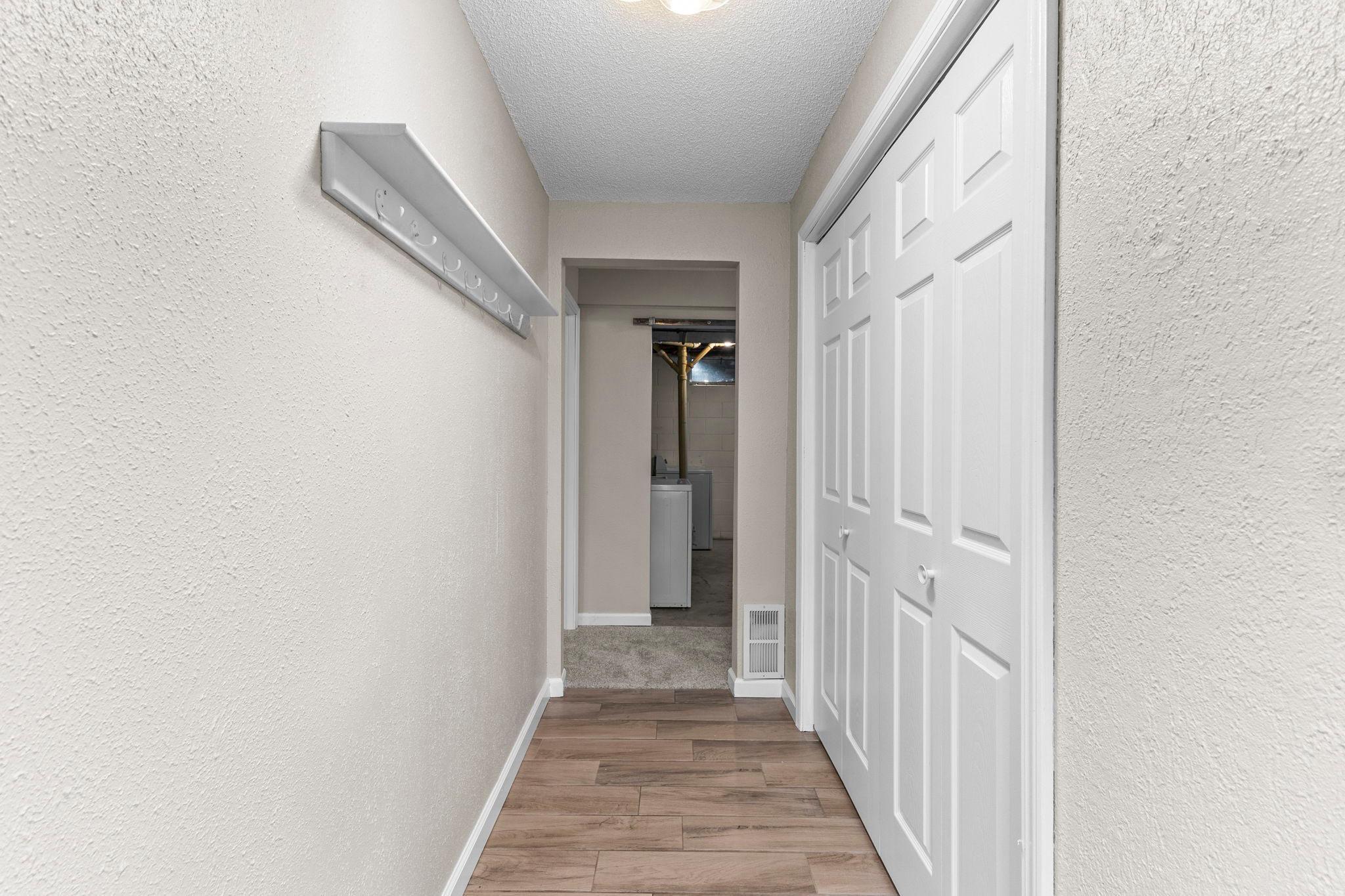 71-web-or-mls-1435 56th St E-282.jpg