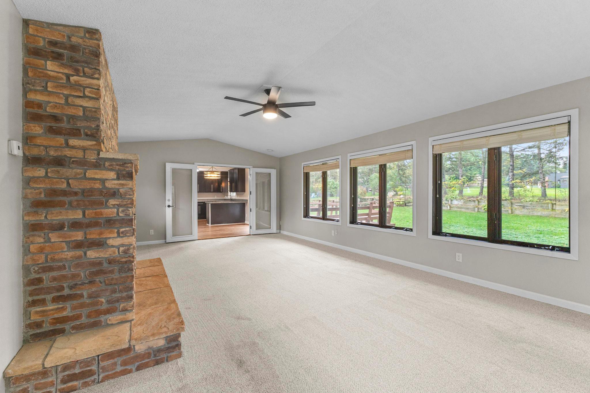 29-web-or-mls-1435 56th St E-157.jpg