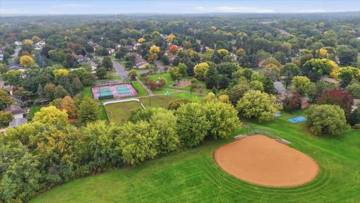 4711 Lund Point, Eagan, MN 55122