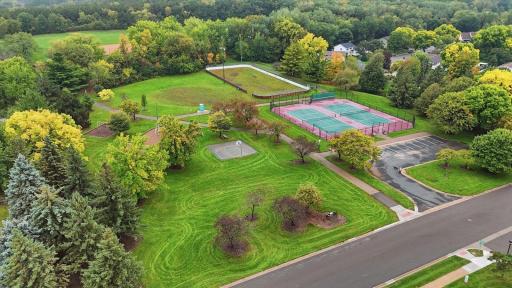4711 Lund Point, Eagan, MN 55122