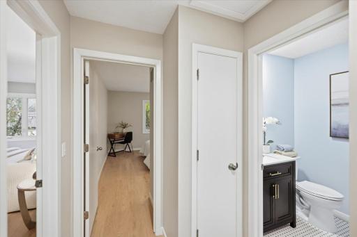 4711 Lund Point, Eagan, MN 55122