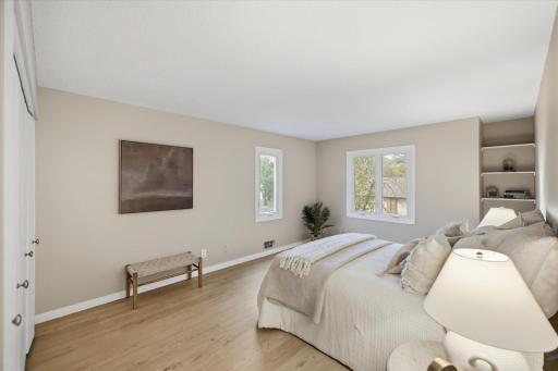 4711 Lund Point, Eagan, MN 55122