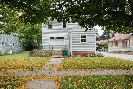 405 6th Street, Jackson, MN 56143