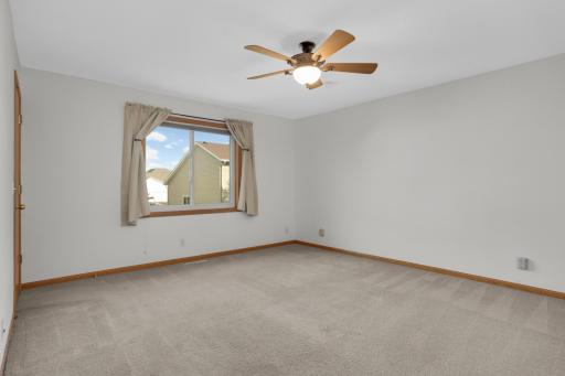 1545 Chartreux Avenue, Shakopee, MN 55379
