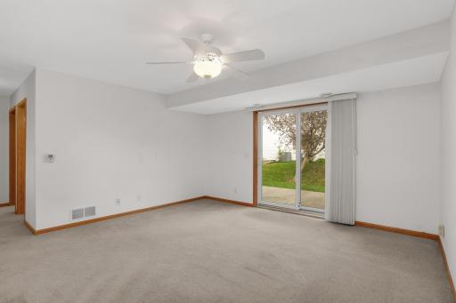 1545 Chartreux Avenue, Shakopee, MN 55379
