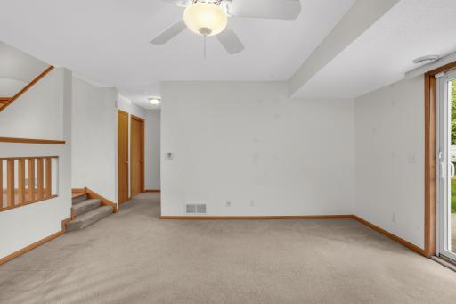 1545 Chartreux Avenue, Shakopee, MN 55379