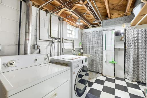 5301 Penn Ave N - Web Quality - 024 - 24 Laundry Room.jpg