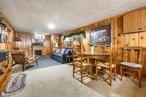5301 Penn Ave N - Web Quality - 013 - 13 Family Room.jpg