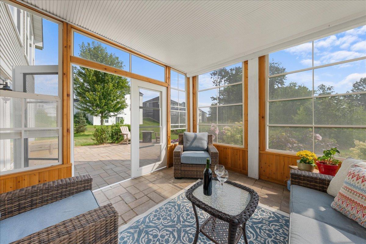 LOVE THIS SUN-PORCH!