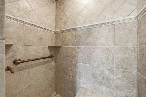506 Brook Lane, Saint Cloud, MN 56301