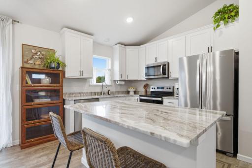 Stylish Kitchen Featuring Quartz Countertops