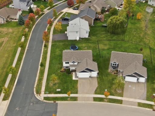 813 Hickory Curve, Watertown, MN 55388