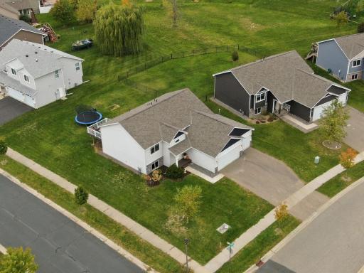 813 Hickory Curve, Watertown, MN 55388