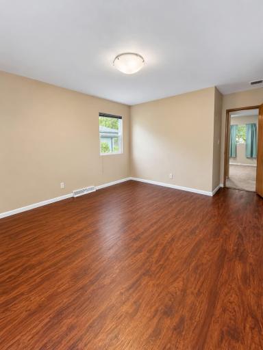 7913 5th Street NE, Fridley, MN 55432