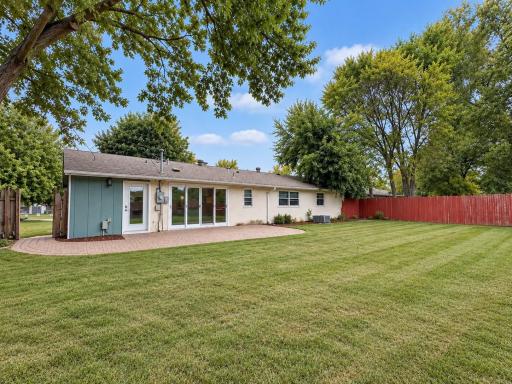 7913 5th Street NE, Fridley, MN 55432