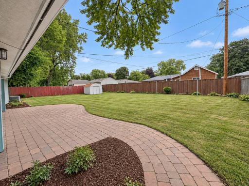 7913 5th Street NE, Fridley, MN 55432