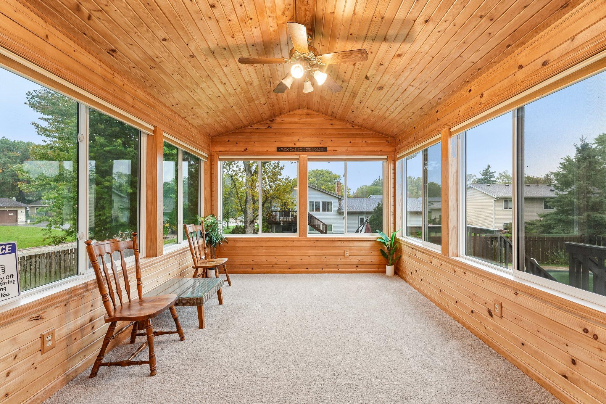 Insulated porch