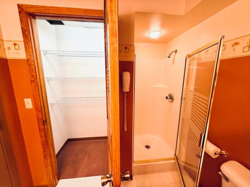 350 6th Street NE, Perham, MN 56573