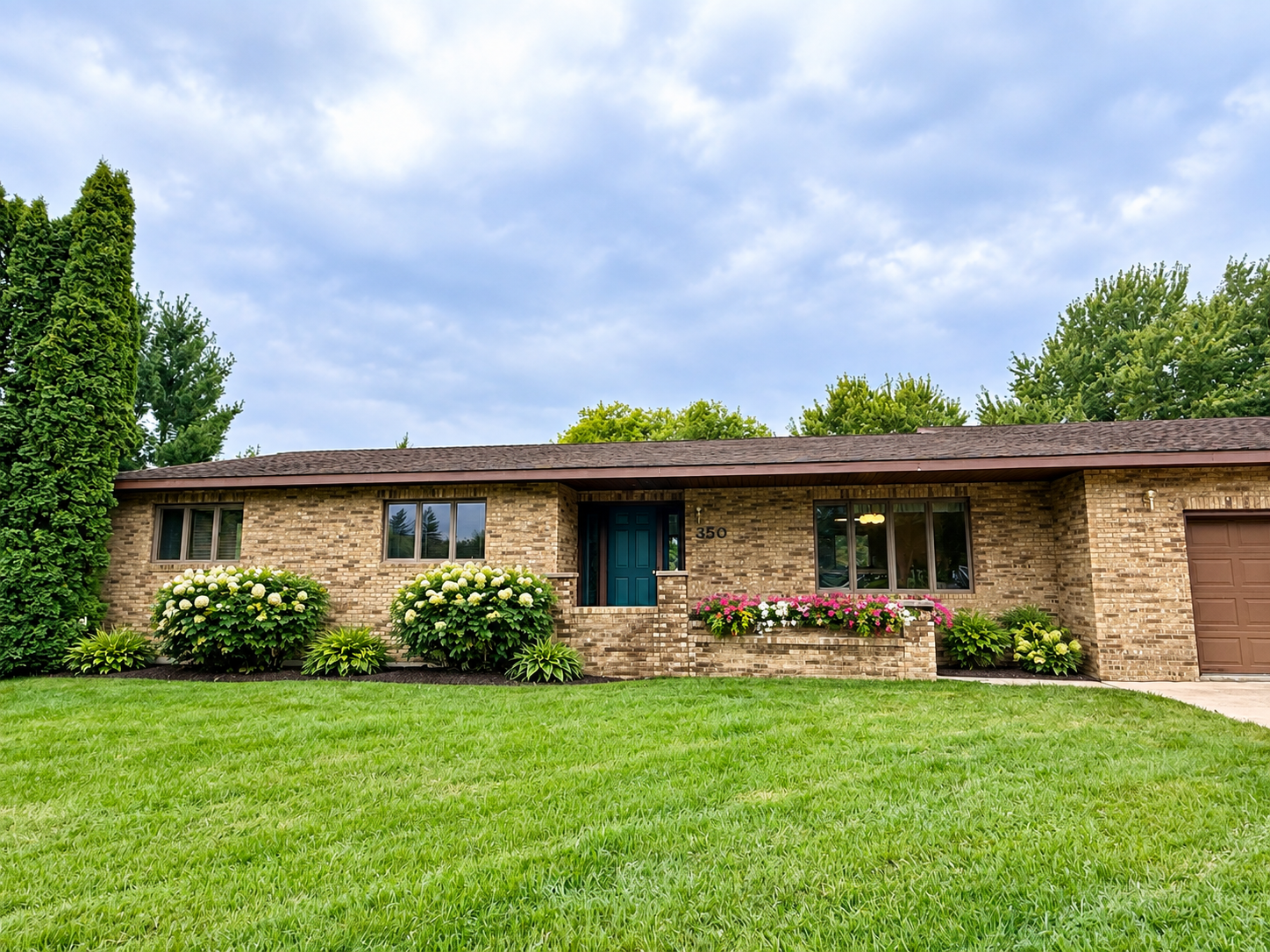 Property photo for 350 6th Street NE, Perham, MN 56573